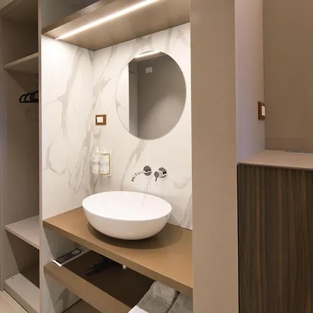 Poggio Hotel 4*