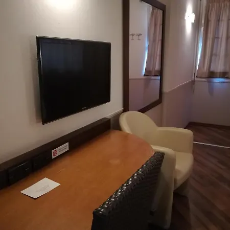 Ξενοδοχείο Poggio 4*