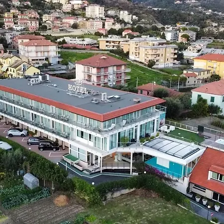 Poggio Hotel 4*