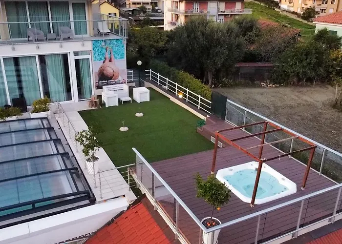 ホテル Poggio アレンツァーノ