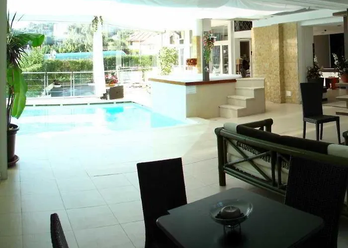 Poggio 4* アレンツァーノ